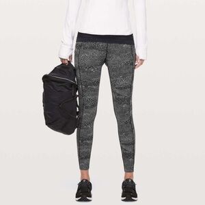 Lululemon fast and free 7/8 25" tight II nulux 4 meisai white black